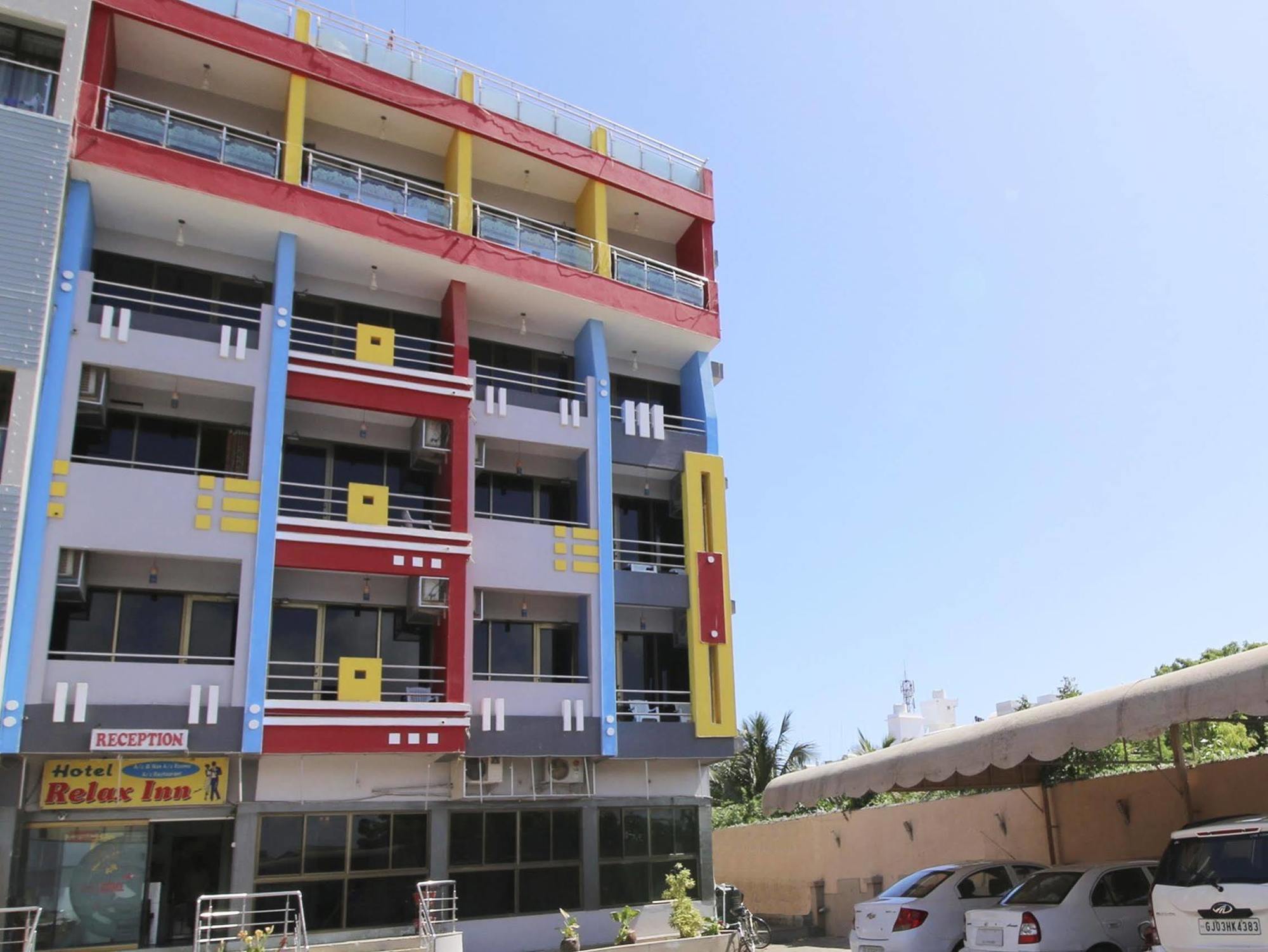 Hotel Relax Inn Ντιού Εξωτερικό φωτογραφία